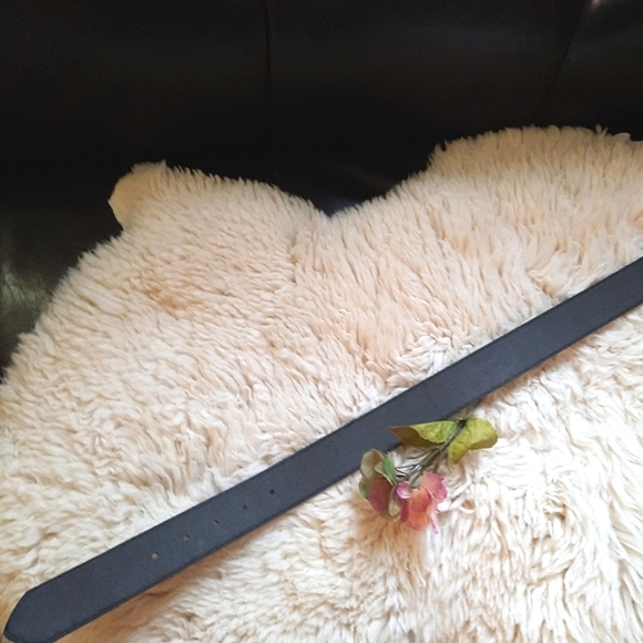 Wild Life Outdoor Scene Tooled Pattern Belt - Picture 7 of 7